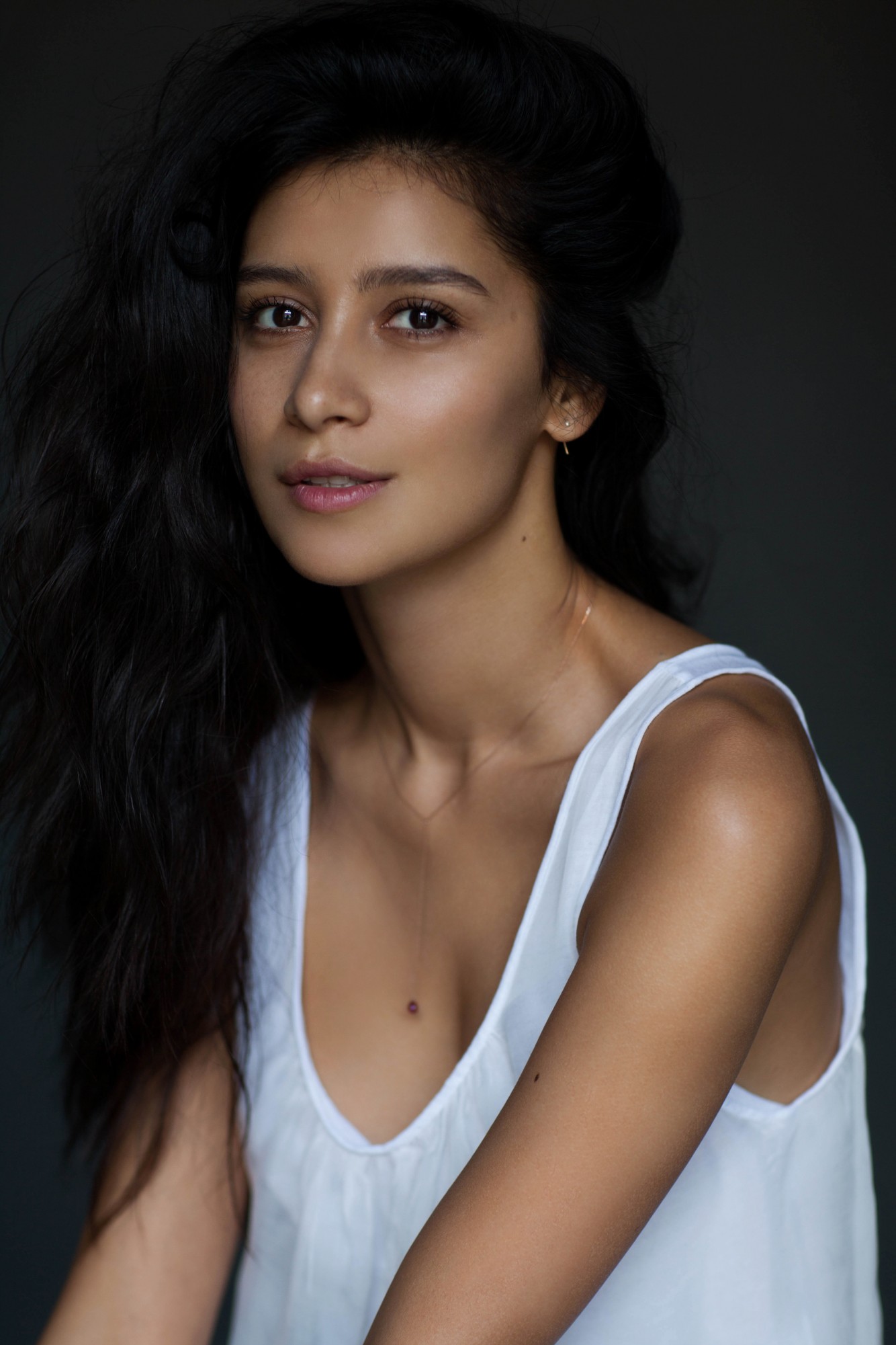 Juda sochli ayollar mushuklarining porno fotosuratlari Dachadagi hammom fotosurati